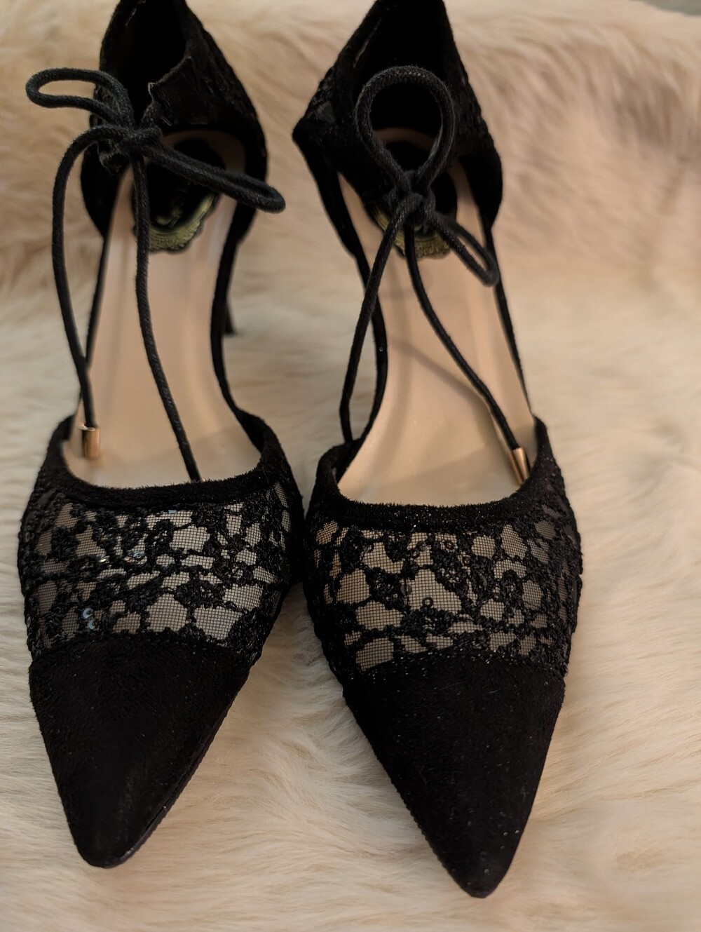 Sure Annite Black Lace Pointed Toe Ankle Tie Heels NWOT Size 7.5